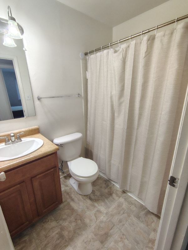 Building Photo - 600 Reusens Rd