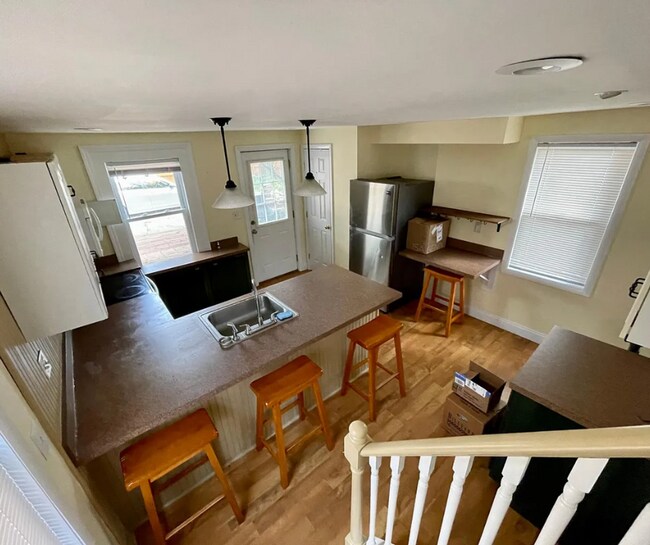 Foto del edificio - Charming 2-Bedroom Single-Family Home – Pr...