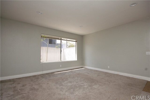 Building Photo - 26102 Via Pera