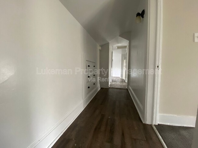 Foto del edificio - 415-417 W Oak