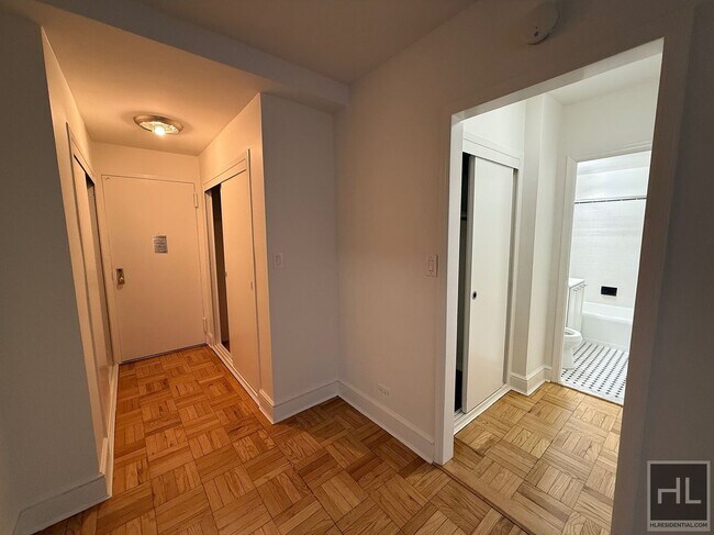 Building Photo - EAST 55 STREET