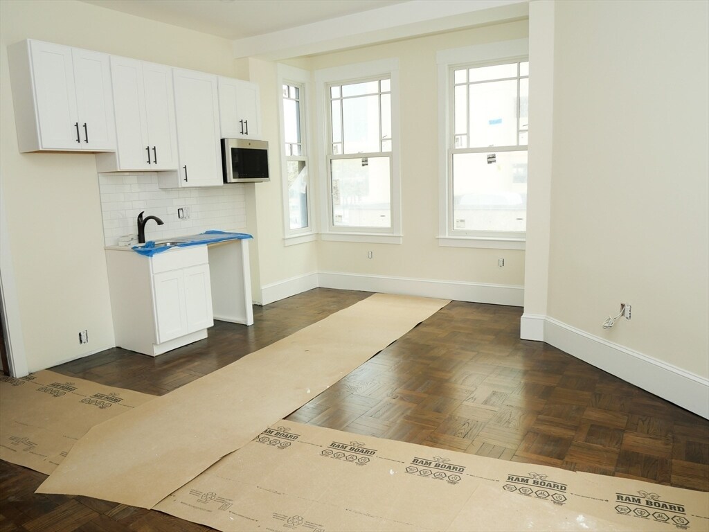 Foto principal - 257 W Newton St