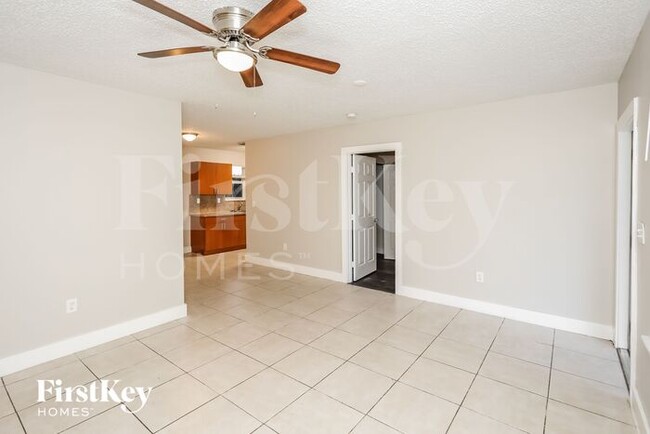 Foto del edificio - 14830 SW 103rd Ave