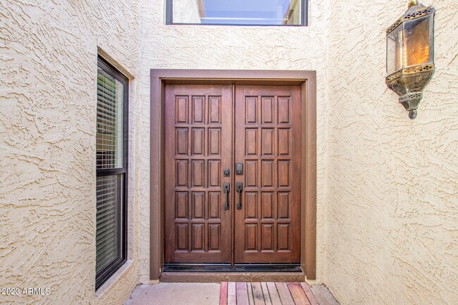 Building Photo - 4655 E Monte Way