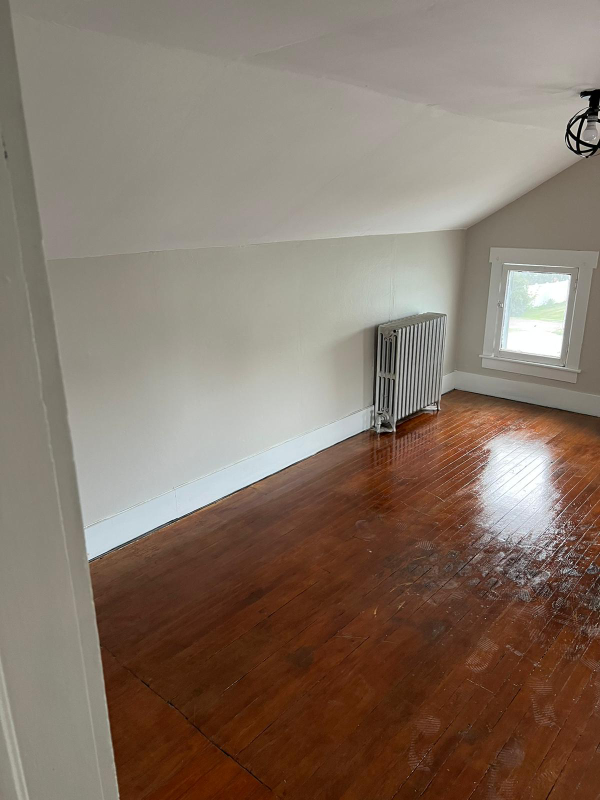Primary Photo - 324 Beachley St