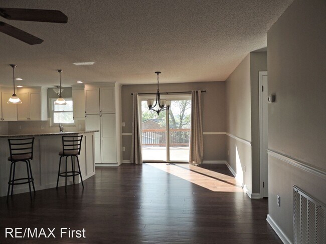 Building Photo - 3 br, 2.5 bath House - 4125 Franklin Hill ...