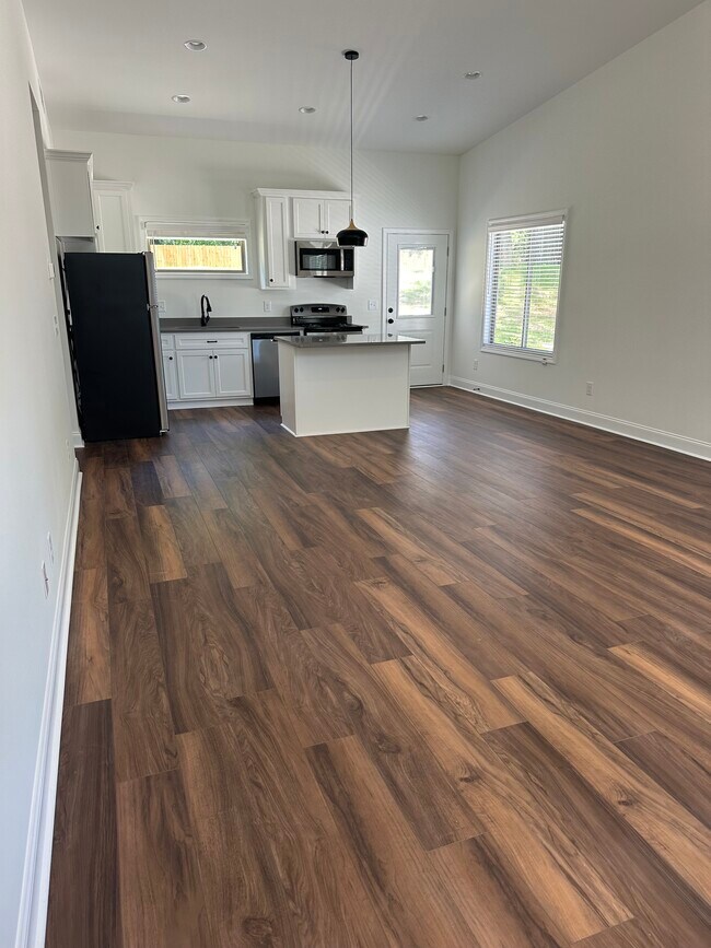 Foto del edificio - 1601 Auburn St