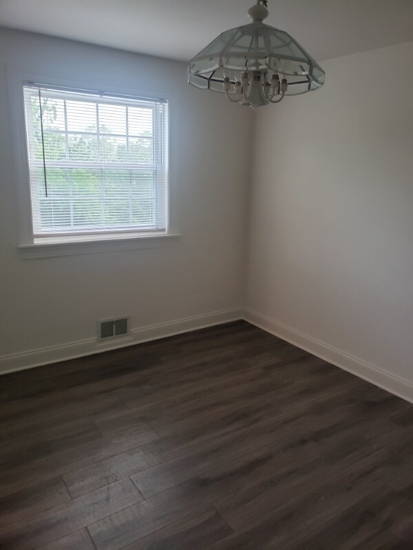 Foto del edificio - 1523 Dunluce Dr