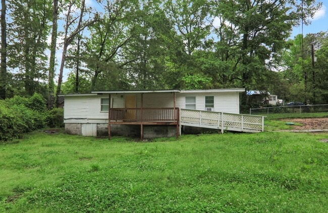 Building Photo - 1310 Pirkle Rd