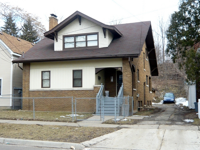 Building Photo - 21-25 S Grove St