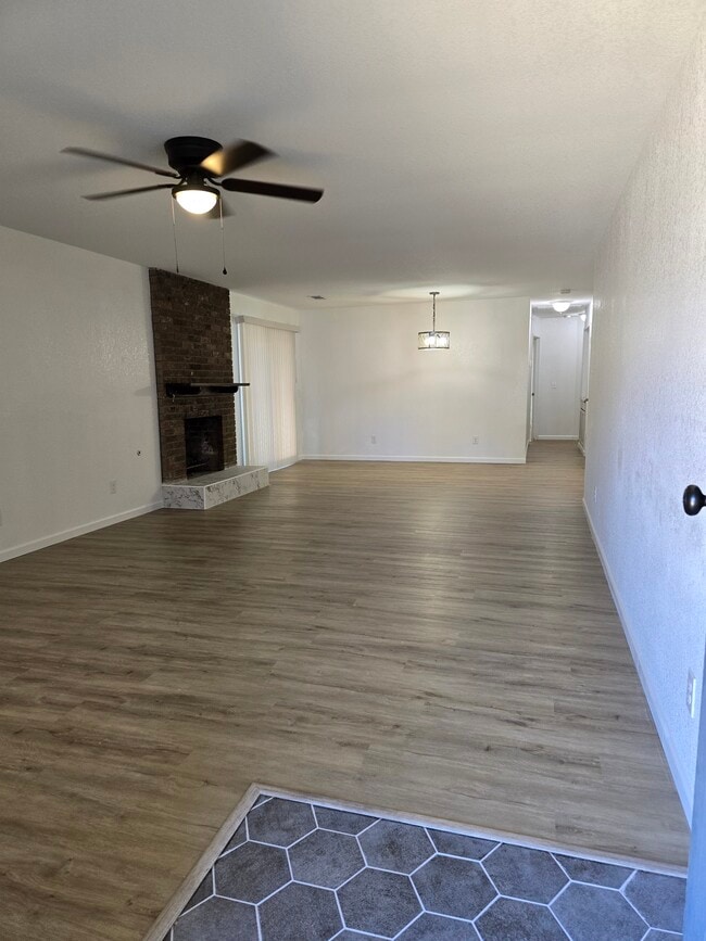 Living/ Dinning room - 144 W Alexander Ave
