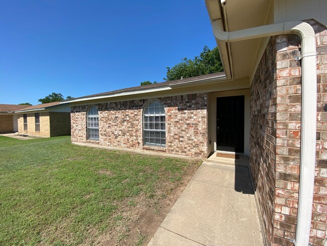 Building Photo - "Saginaw Texas Homes for Rent"