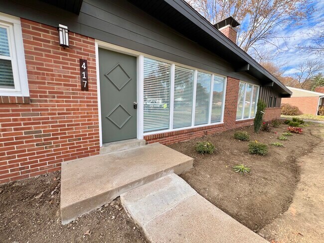 Foto del edificio - 417 Wenneker Dr