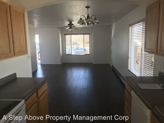 Building Photo - 3 br, 2 bath House - 685 Bayberry Court