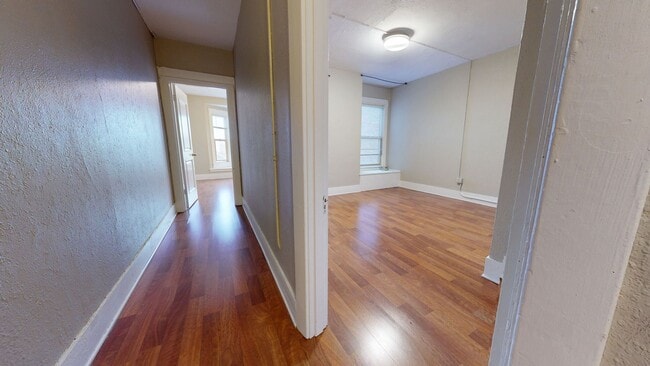 Interior Photo - Roycroft Apartments