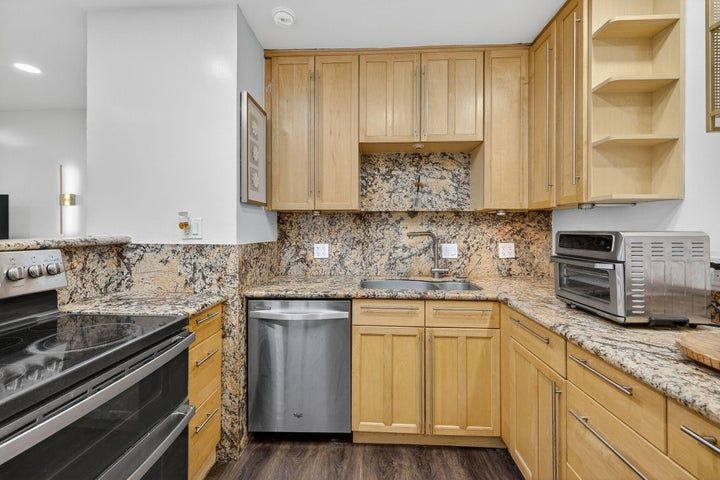 Foto principal - 1317 NE 1st Ave.