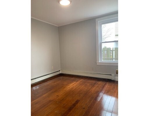 Foto del edificio - 590 Brock Ave