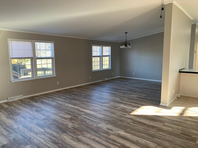 Foto del edificio - 7153 Whitney Rd