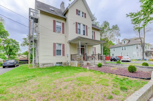 Primary Photo - 239 Vine St