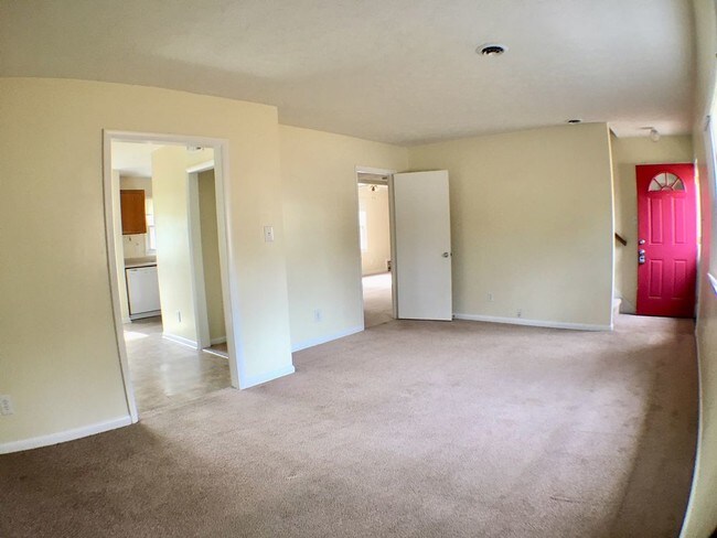 Foto del edificio - 3254 Ridgefield Rd