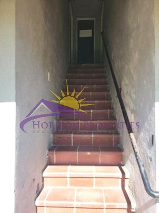 Foto del edificio - 1617 Arcade Blvd