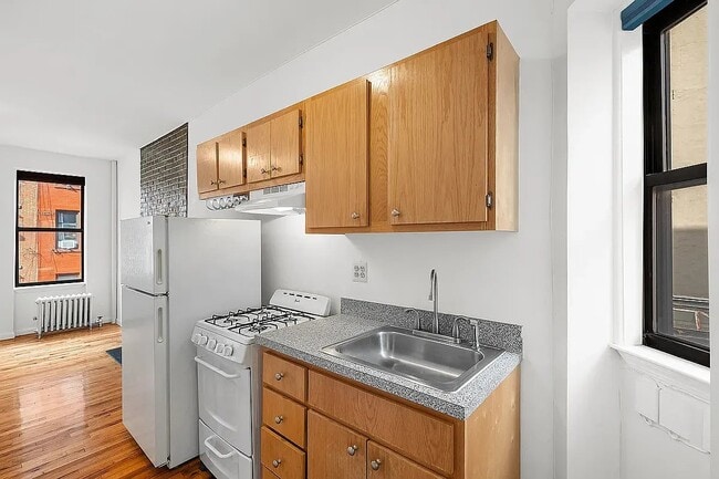 Foto del edificio - 242 Mulberry St