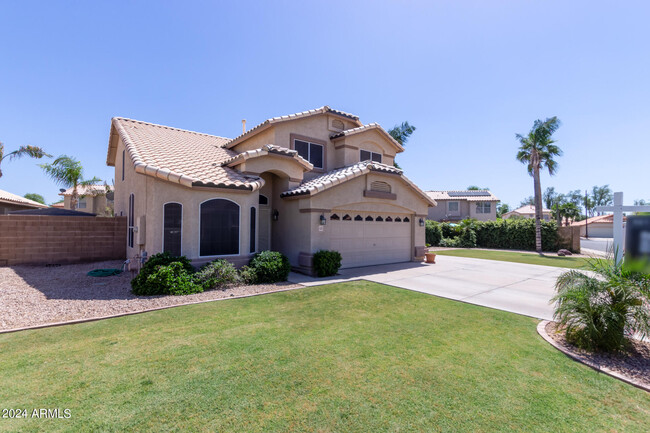 Foto del edificio - 1435 E Silver Creek Rd
