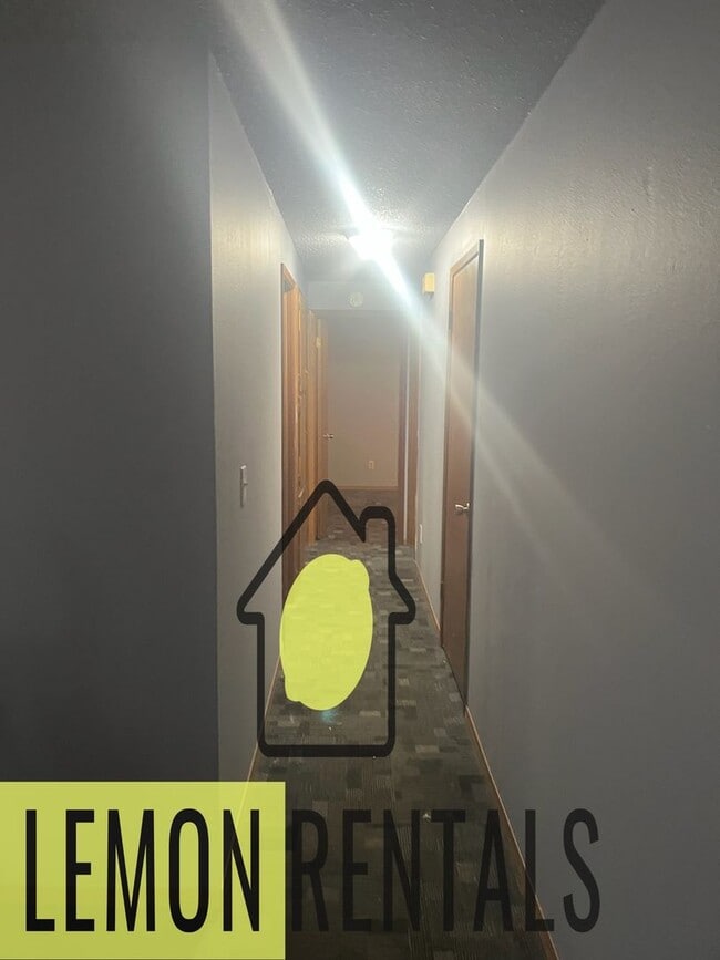 Foto del edificio - 3 bedroom house for rent $1,100.00 per month