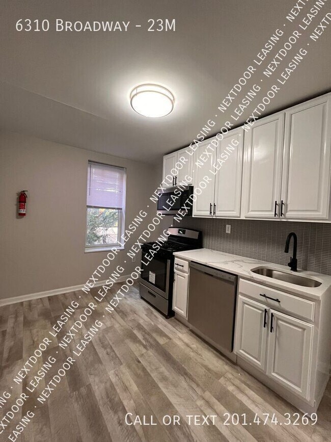 Foto del edificio - 6310 Broadway-23M