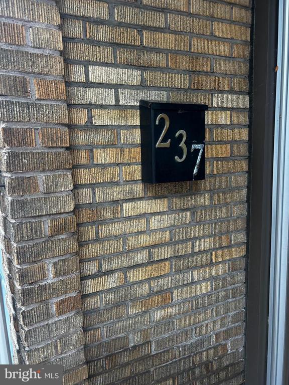 Foto del edificio - 237 Haverford Ave