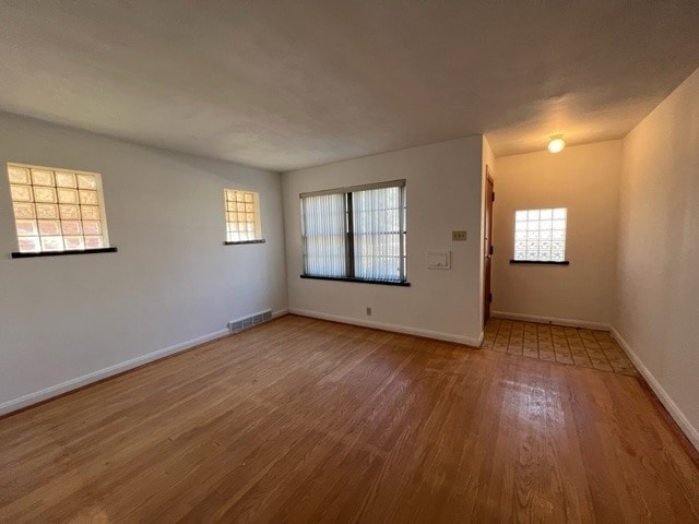 Building Photo - 6152 Victoria Ave