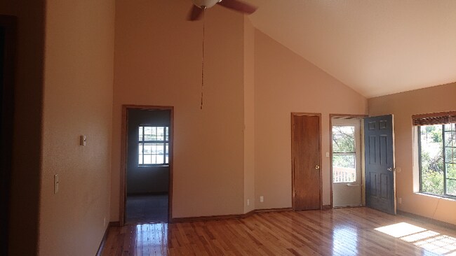 Foto del edificio - 1145 8th St