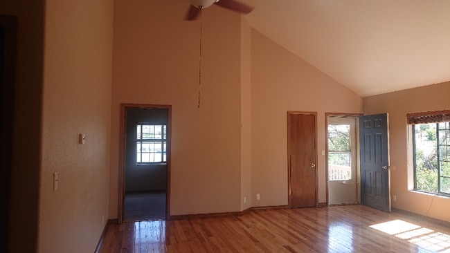 Building Photo - 1145 8th St