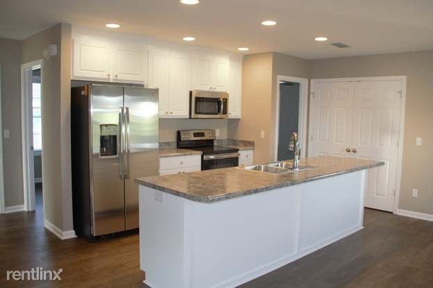 Building Photo - 3 br, 2 bath House - 2326 Middleton Road