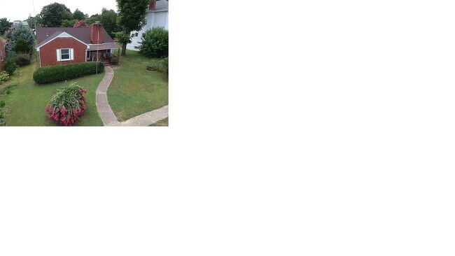 Vista frontal - 7426 Wentworth Ave