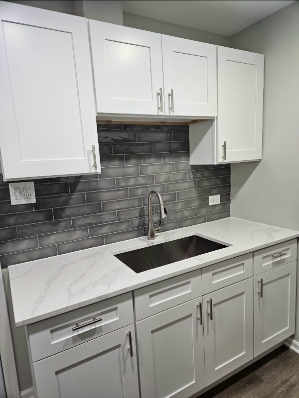 Foto del edificio - 135 E 103rd St