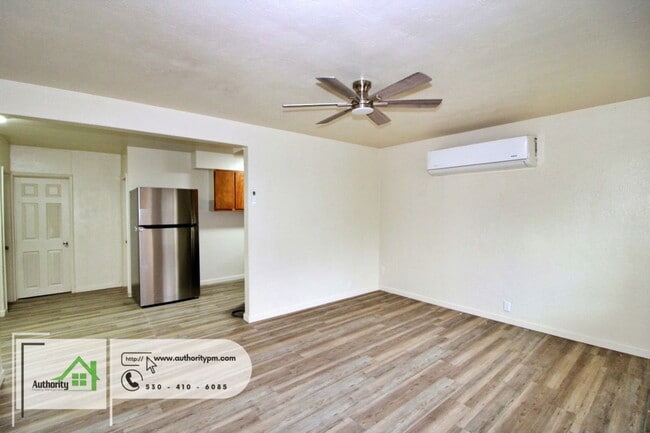 Foto del edificio - 3120 Pioneer Ln