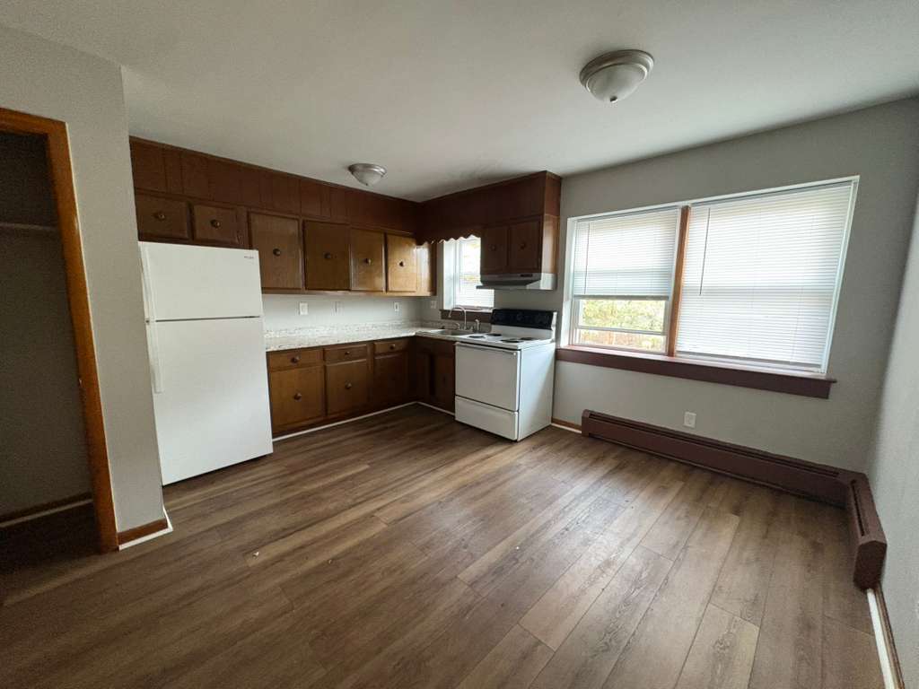 Foto principal - 185 Thompson St