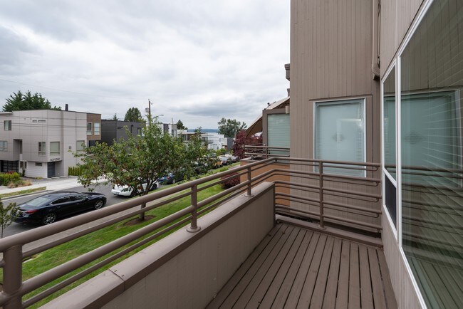 Foto del edificio - Pointe Vista - 3 bedrooms