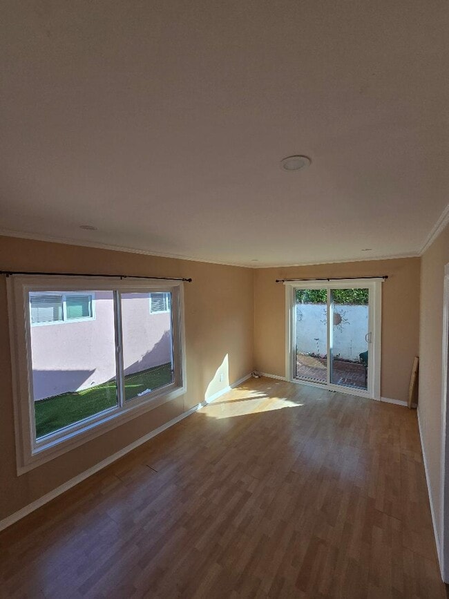 Building Photo - 12923 Rubens Ave