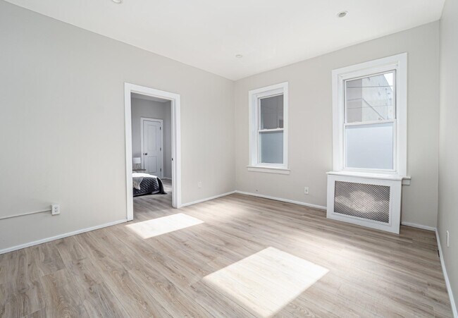 Building Photo - 206 Jewett Ave
