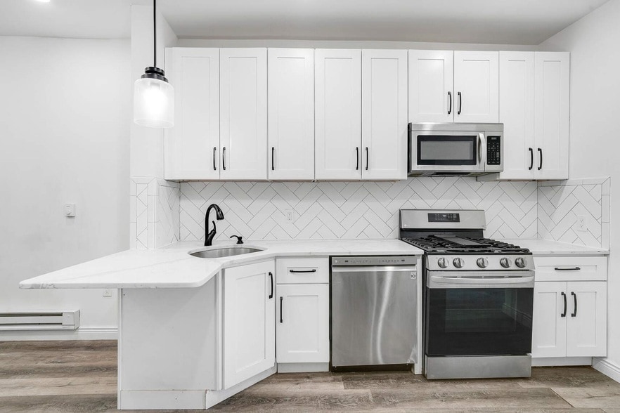 Photo - 609 New York Avenue Unit 2 L