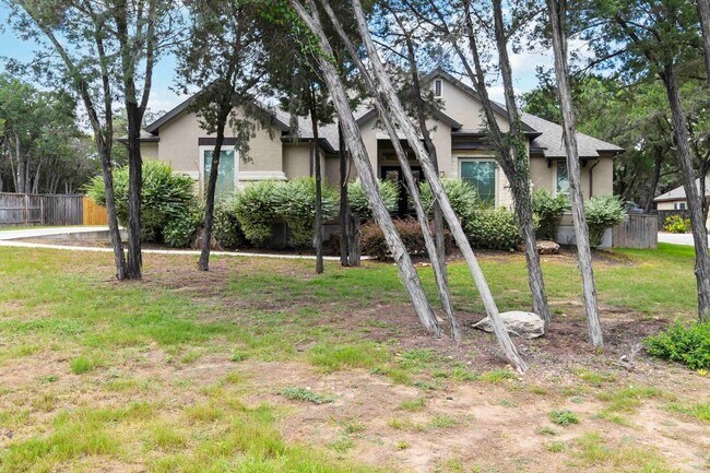 Foto del edificio - 944 Wilderness Oaks