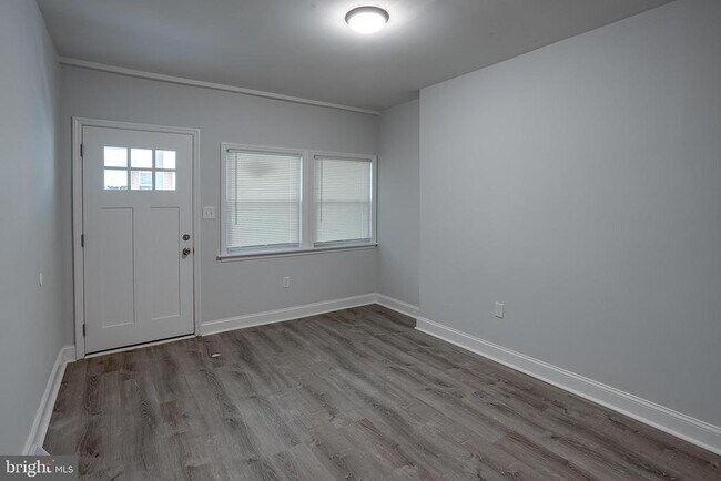 Foto del edificio - 318 Middlesex St