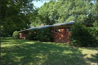 Building Photo - 6207 Concord Hwy