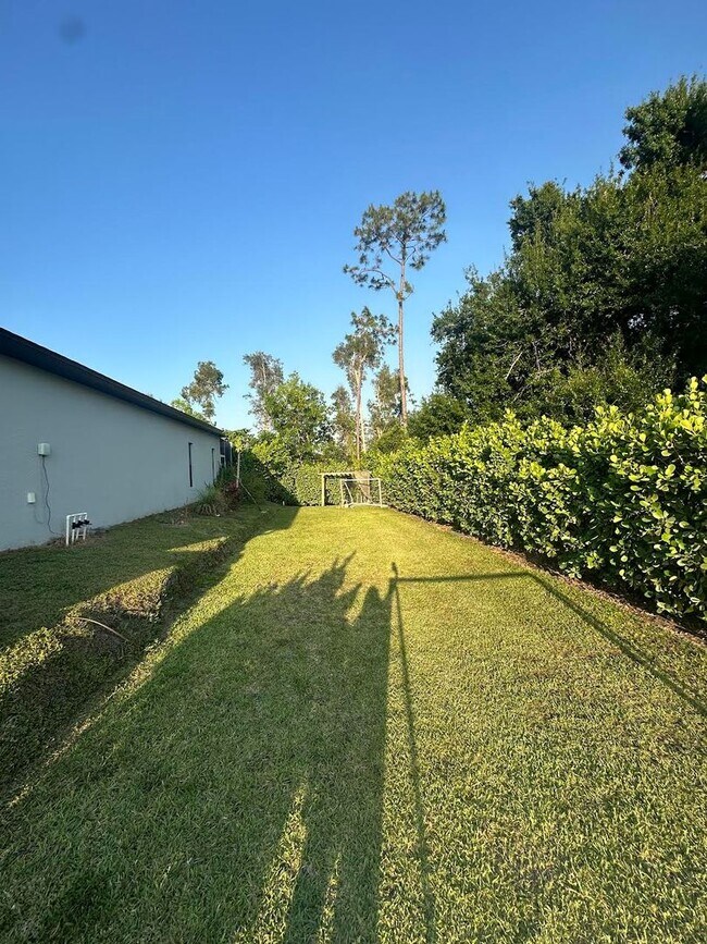 Foto del edificio - NOW AVAILABLE - Single Family Home in San ...