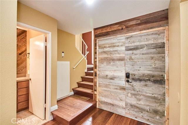 Foto del edificio - 881 Hartford Ln