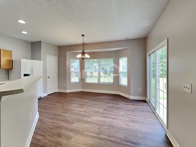 Building Photo - 312 Lameshur Ln