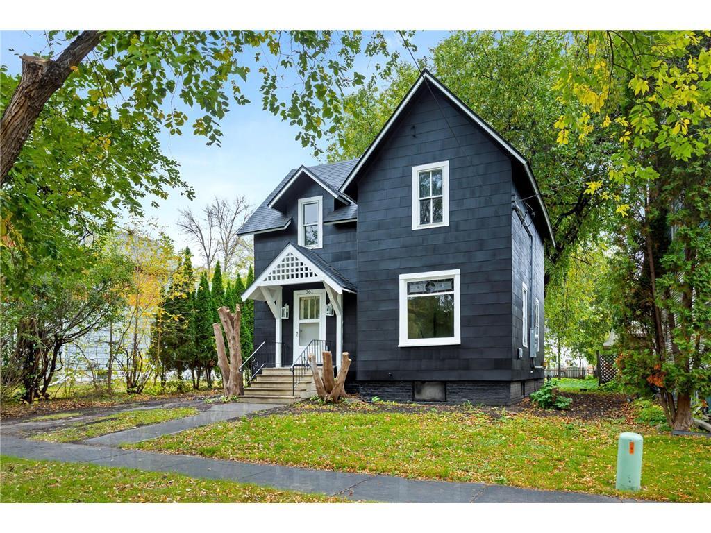 Primary Photo - 361 8th Ave S
