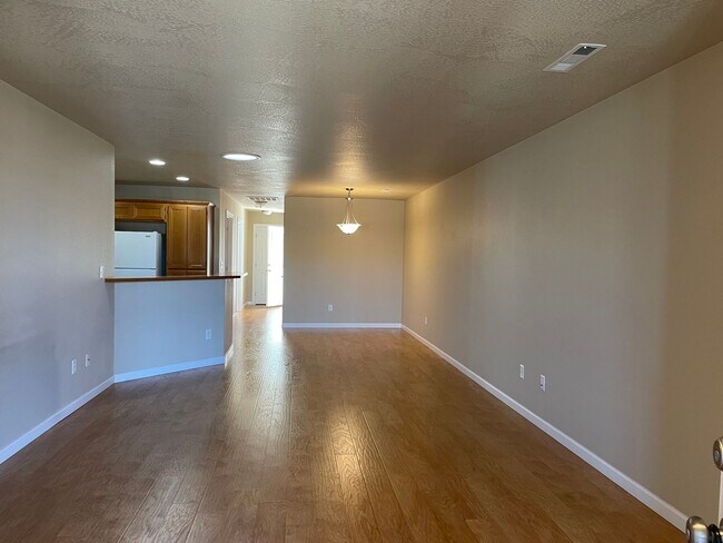 Foto del edificio - Very Nice 2 Bedroom 2 Bath Home/Fenced back yard and Patio**55 Plus Community**